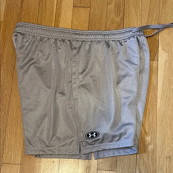 Under Armour Icon Mesh Shorts - Large

*New With Tags*

Free Shipping - Picture 3 of 7